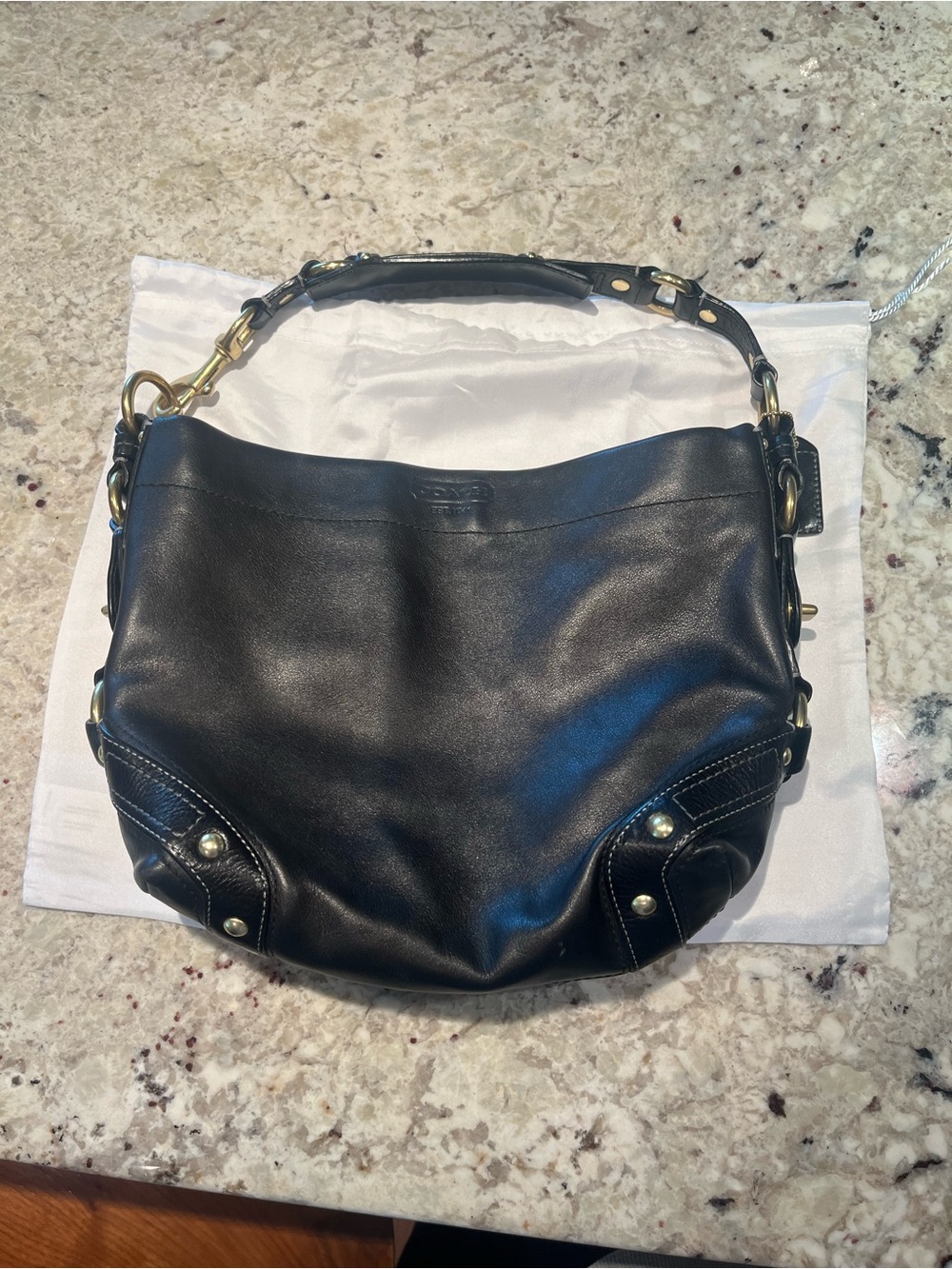 Coach Carly Black Leather Shoulder bag